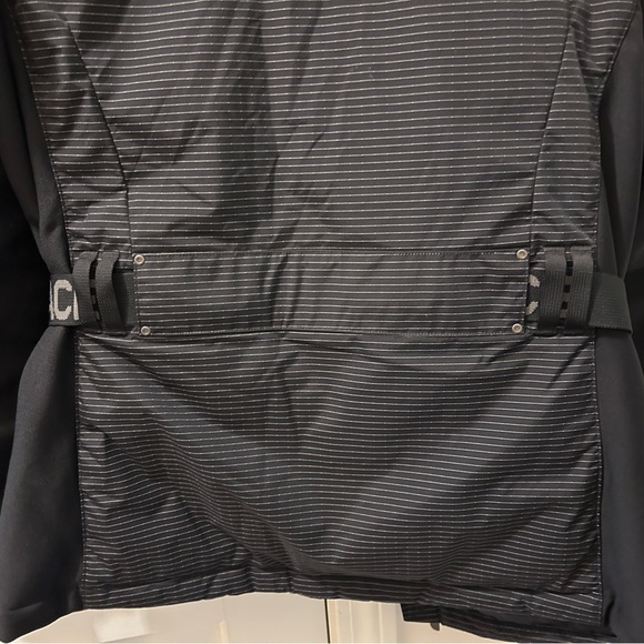 The north face sport winter jacket. - Picture 5 of 9